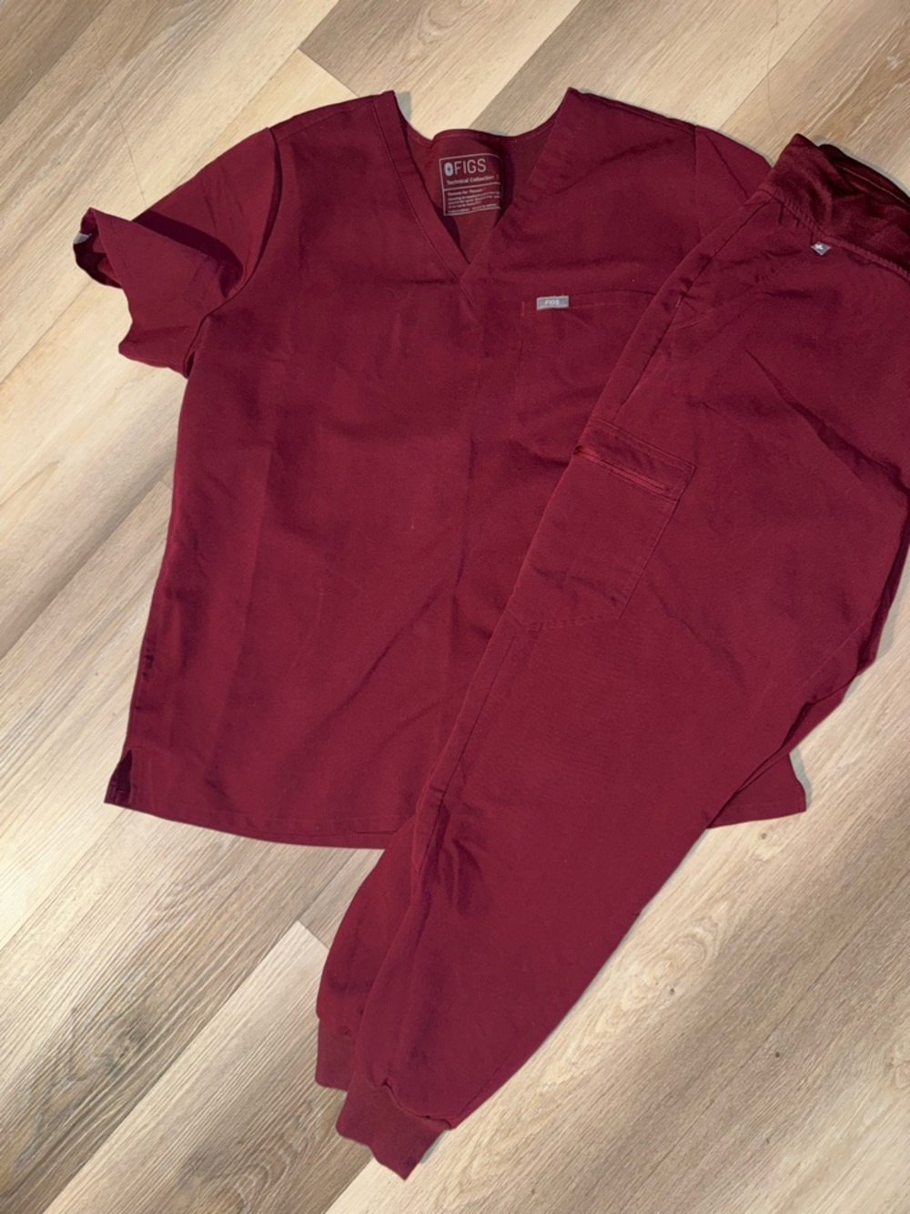 Figs scrub set Technical Collection V-Neck Top in Burgundy